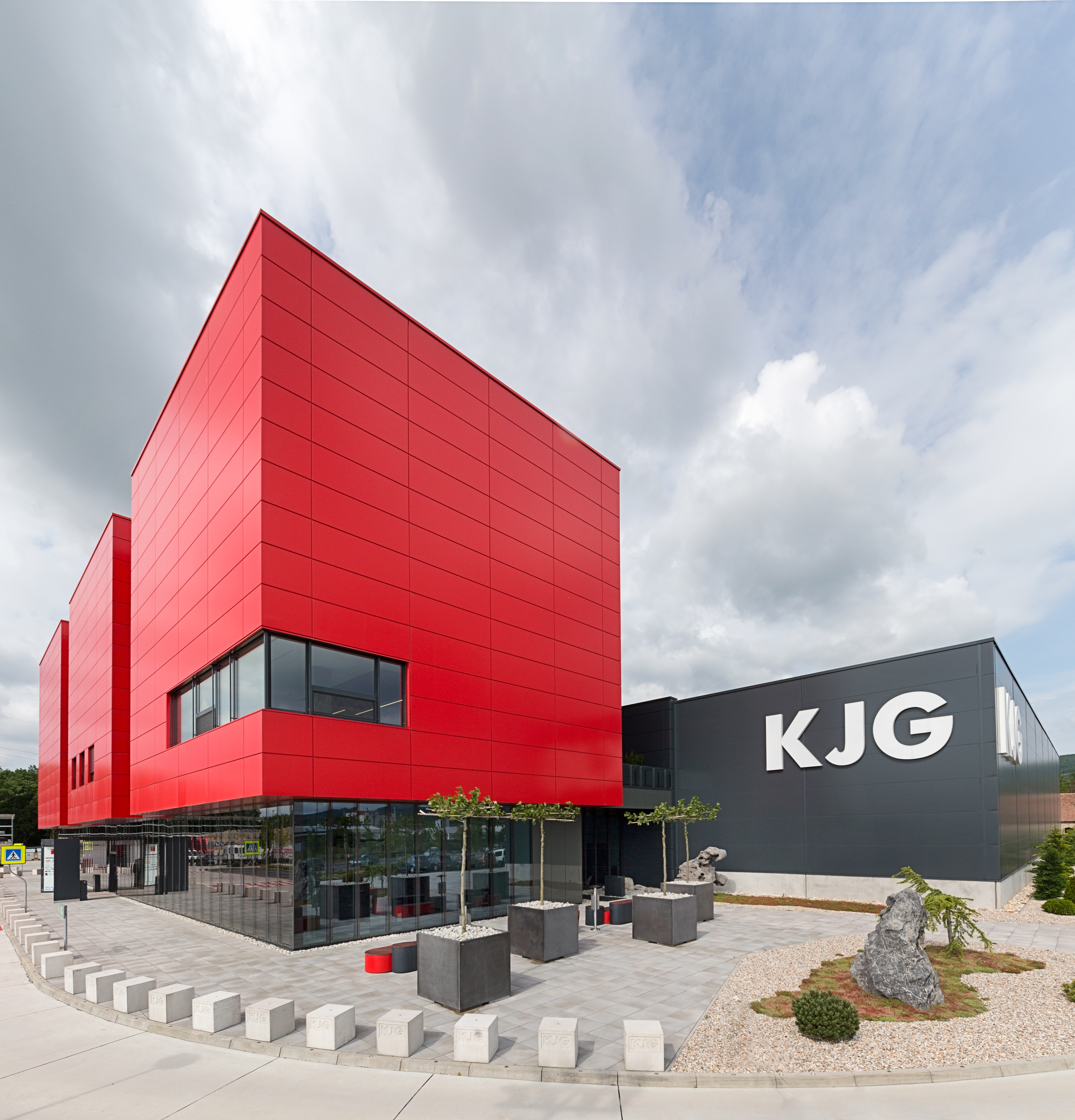 KJG business center